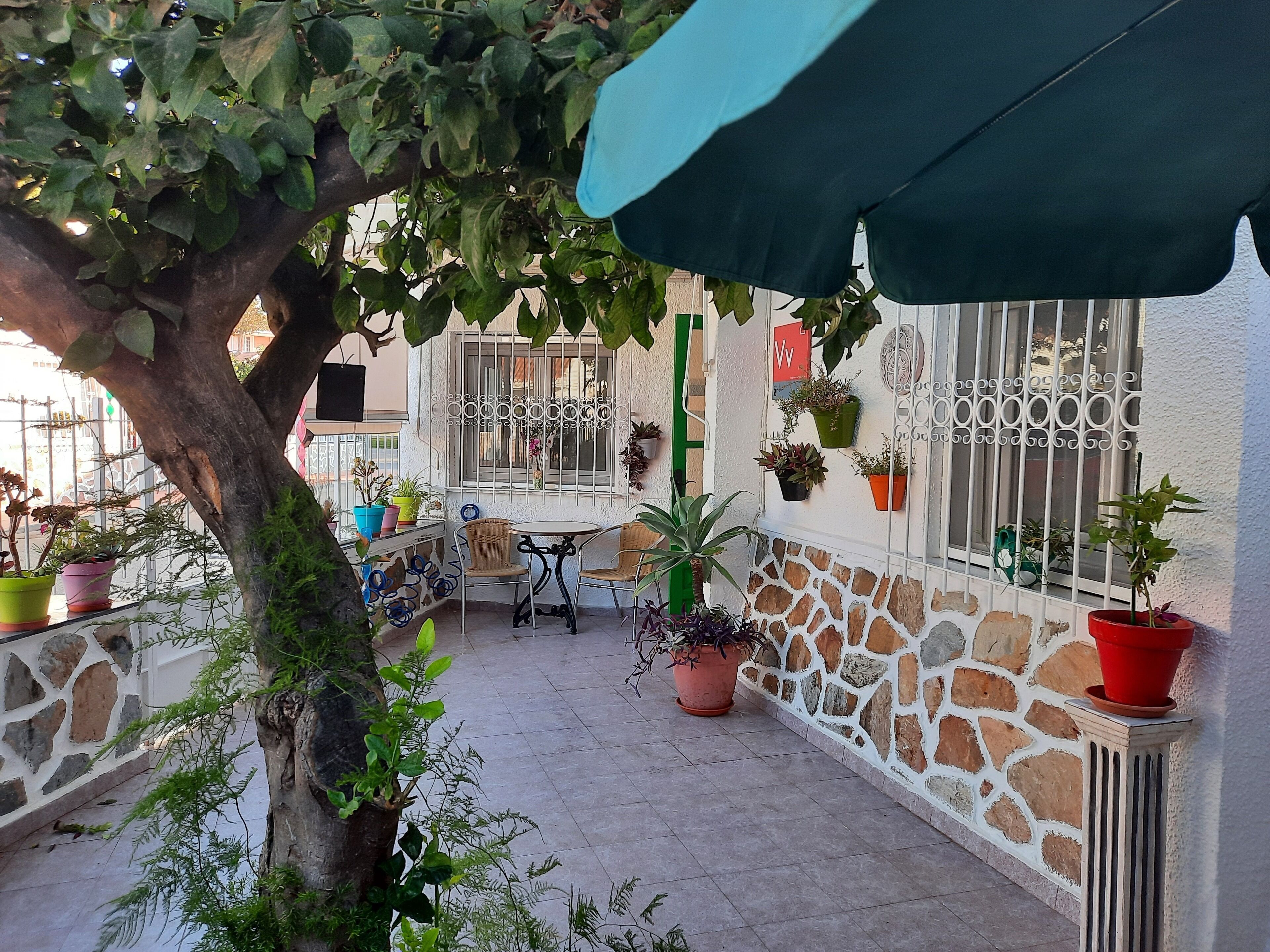 House | Outdoor dining