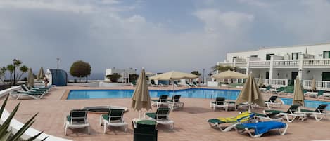 公寓 | 泳池 | 室外游泳池