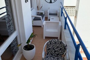 Terrace/patio - Seaview Balcony - 3 Bedroom Apartment Sleeps 6 (Mojacar)