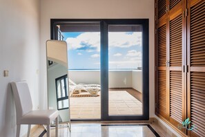 Interior - 3 Bed Villa - Pool, Bbq, Terrace w Sea Views (Yaiza)