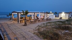 Apartment | Outdoor dining - Lovely Apartment Near the Beach in Sunny La Mata (Torrevieja)