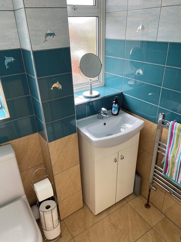 A real homely home close to Gatwick and the South East of England.