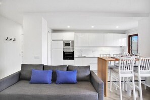 Living area - Impeccable 3-bedroom El Unicornio Paula (Candelaria)