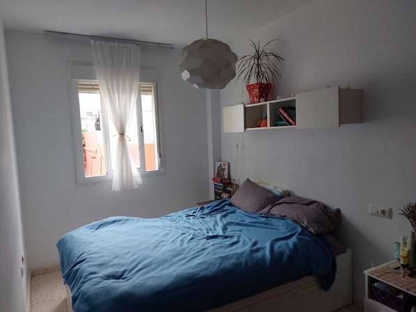 Appartement | 2 chambres, fer et planche à repasser, accès au Wi-Fi (inclus)