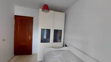 2 habitaciones, tabla de planchar con plancha y wifi gratis