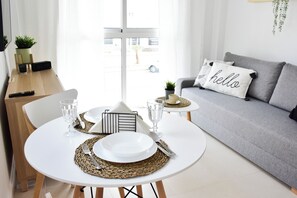 Apartment | Dining - Manzanilla Penthouse - Private Jacuzzi, 5min Beach (Vera)