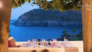 Property grounds - White Rock Villa With Breathtaking Views and Pool (Colera)