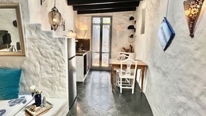 Besorolás nélküli kép, 2. 25 közül, gomb