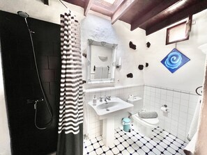 Bathroom - Stylish Getaway With Secluded Patio in Lava Finca (Yaiza)
