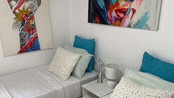 3 bedrooms, free WiFi, bed sheets