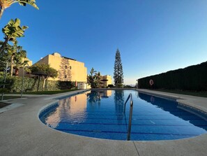 Outdoor pool - 2-bed Apt With Sea and Views Near Marbella, Spain (Mijas)