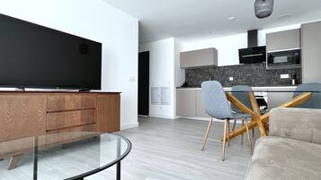 Apartment | Living area | TV