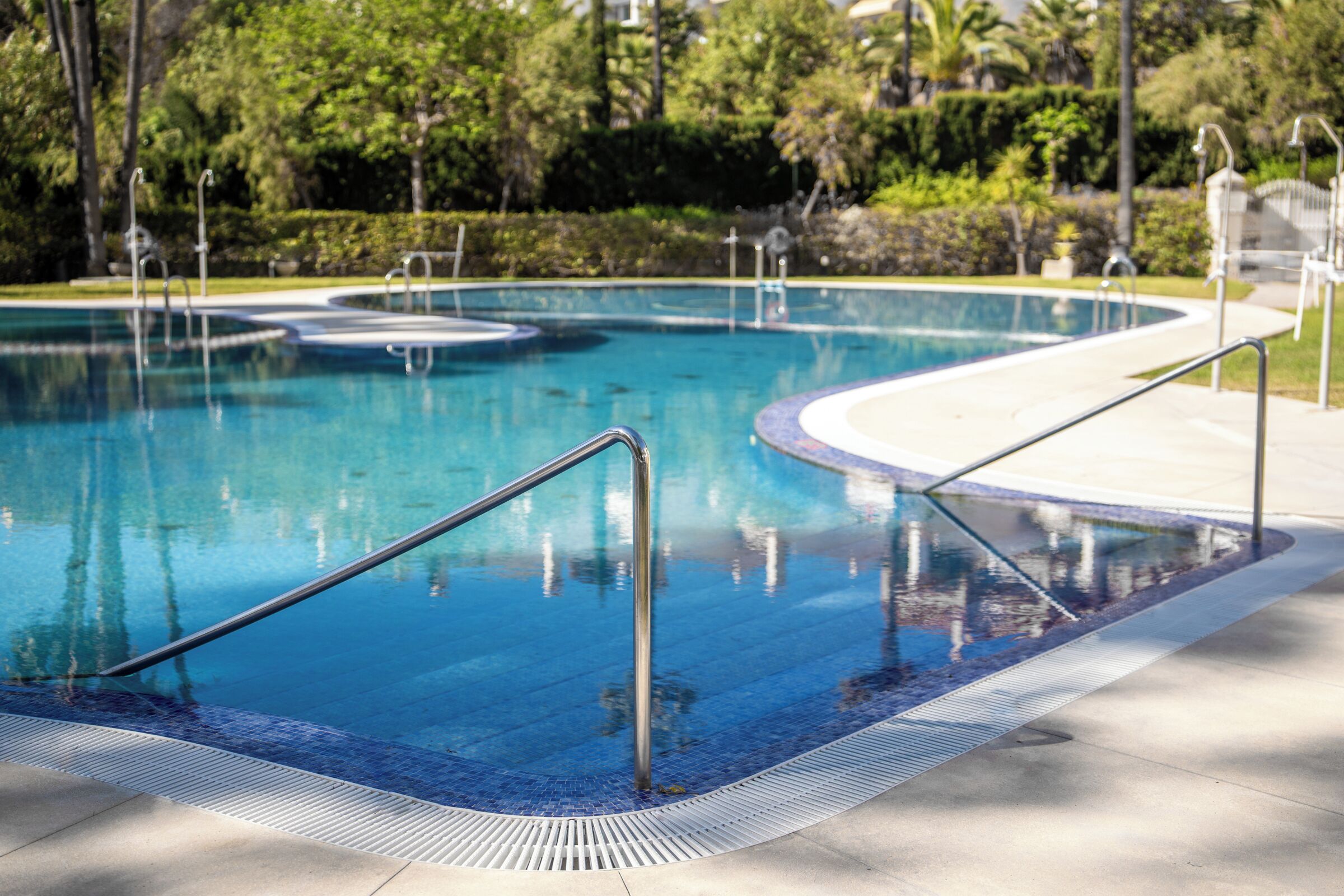 Apartamento | Piscina | Una piscina al aire libre