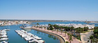 Comfortable 2-bed Apartment in Costa Esuri