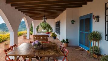 Casa rural | Servei de restauració a l'aire lliure