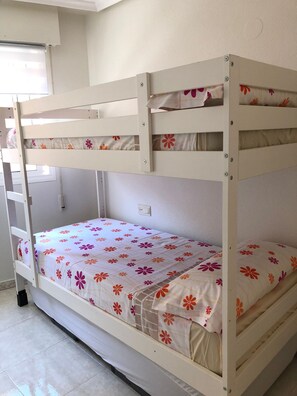 Maison | 3 chambres, fer et planche Ă repasser, Wi-Fi gratuit, draps fournis