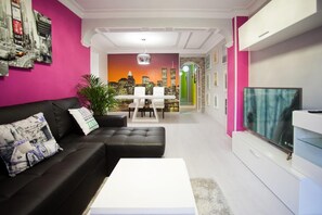 Apartment | Living area - Valencia Dream Apartment With 4 Bedrooms (Valencia)