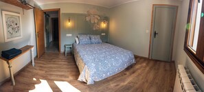 วิลล่า | 8 ห้องนอน, เตารีด/โต๊ะรีดผ้า, Wi-Fi ฟรี, ผ้าปูที่นอน