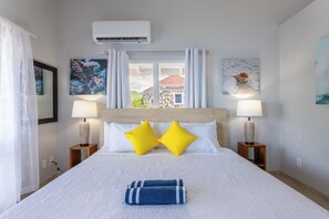3 chambres, fer et planche à repasser, Wi-Fi, draps fournis