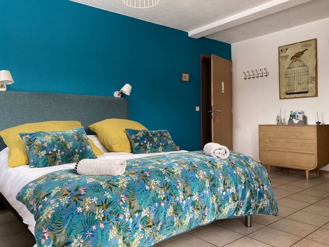 1 bedroom, free WiFi, bed sheets