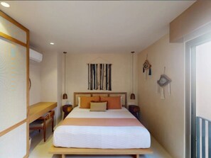 1 bedroom, desk, iron/ironing board, free WiFi
