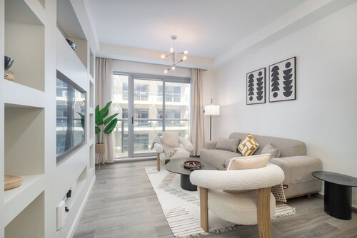 NEW Listing Just Renovated Beach Laguna