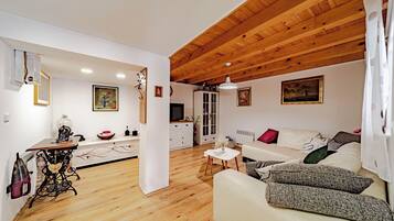 21-inch flat-screen TV with cable channels