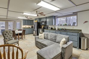 House (4 Bedrooms) | Interior - Riverfront Home w/ Boat Launch in Jefferson (Jefferson)