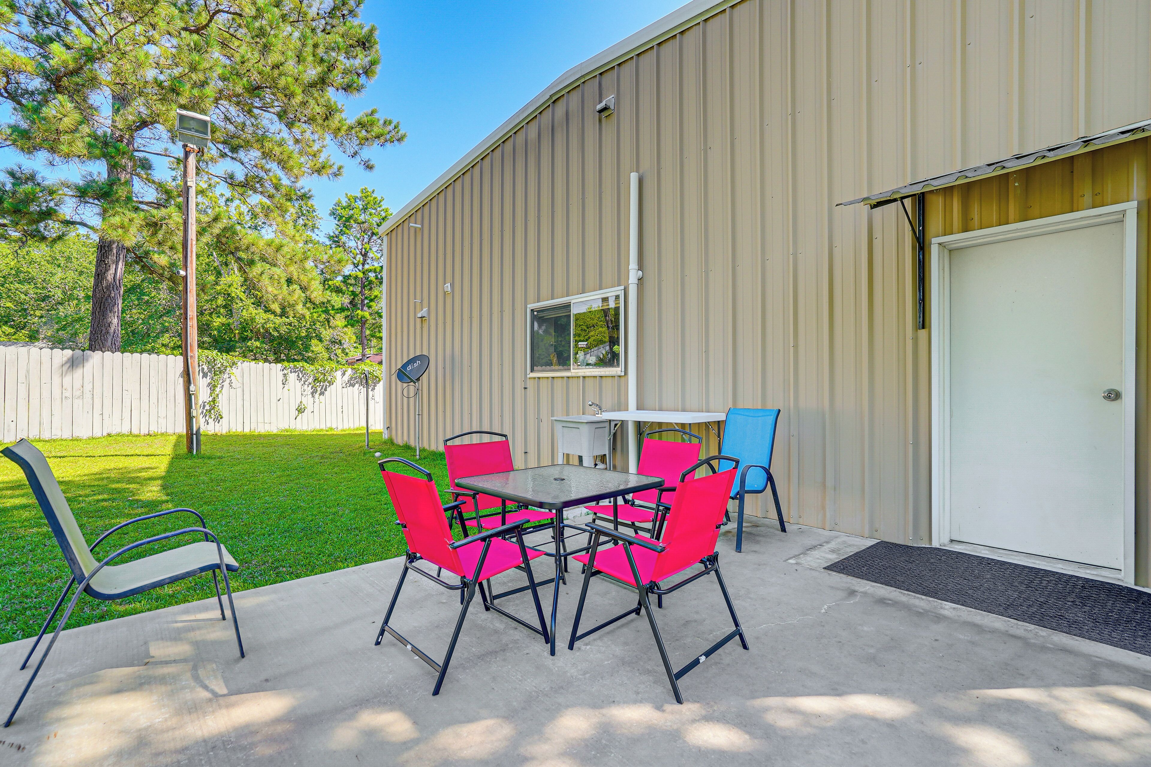 المنشأة من الداخل