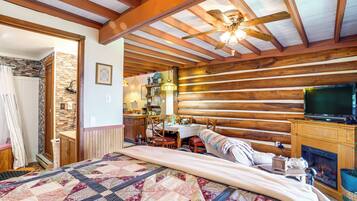 Apartment (0 Bedroom) | Interior