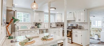 Family Home w/ Hot Tub: 1/2 Mi to Lake Milton