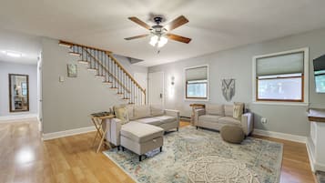 Cottage (2 Bedrooms) | Interior