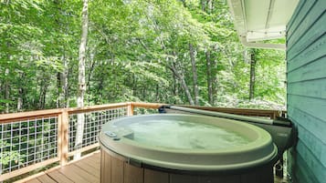 Cottage (2 Bedrooms) | Interior