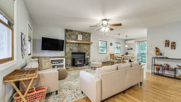 Cottage (2 Bedrooms) | Nội thất