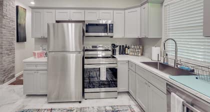 Pet-friendly Home, Near Hot Springs National Park!