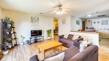 Casa (3 Bedrooms) | Vista frontal de la propiedad