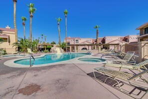 Apartment (2 Bedrooms) | Interior - Patio & Pool Access: Lake Havasu City Gem (Lake Havasu City)
