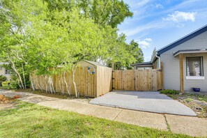 Interior - Lanark Village Vacation Rental w/ Outdoor Oasis! (Lanark Village)