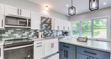 Charming Ticonderoga Home - Walk to Downtown!