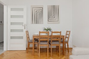 Business Apartment, 1 Bedroom, Non Smoking, City View | Living room | 40-inch flat-screen TV with cable channels, TV - City Center Chmielna 100 (Warsaw)