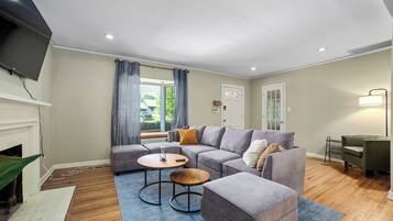 Smart TV, DVD player, books, offices