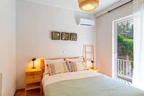 View from room - Phaedrus Living Modern Cityscape Flat (Athens)