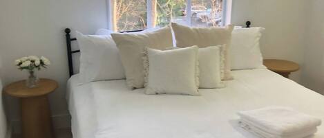 Exclusief appartement, 3 slaapkamers | 3 slaapkamers, individueel gedecoreerd, individueel gemeubileerd
