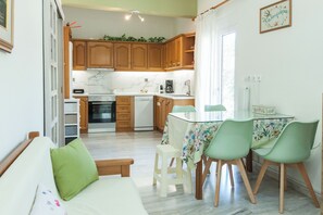 Apartment | Private kitchen | Full-size fridge, oven, stovetop, dishwasher - Classical 2 Bd Beauty Apt in Chalandri (Chalandri)