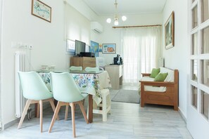 Apartament | Zona de menjador de l'habitació