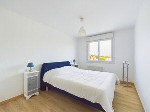 2 bedrooms, free WiFi