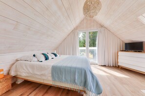 4 bedrooms, free WiFi - House for 8 with pool 500m from the beach (Arradon)