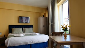 Romantic Studio Suite, 1 Bedroom, Balcony, City View