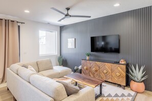 Smart TV, DVD player - Hillcrest Poolside Retreat at The Ledges Golf Club (St. George)