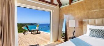 6 BR Villa With Concierge Amenities Pool